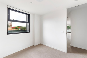 Empty and unfurnished brand new apartment