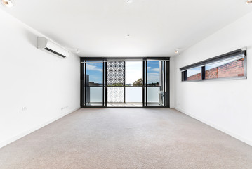 Empty and unfurnished brand new apartment