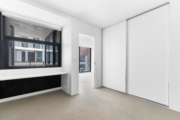 Empty and unfurnished brand new apartment