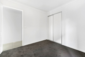 Fototapeta premium Empty and unfurnished brand new apartment