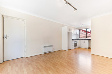 Empty and unfurnished brand new apartment