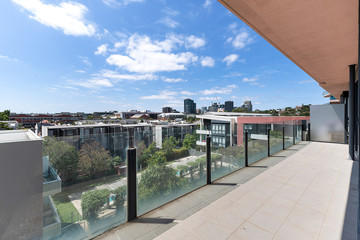 Empty and unfurnished brand new apartment