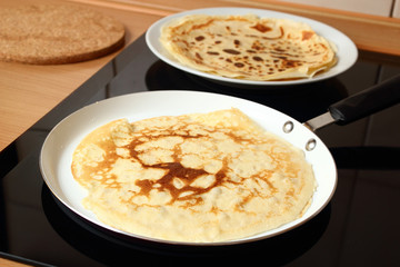 Making Pancake, Crepes