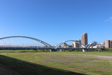 Fototapeta premium あゆみ橋（神奈川県厚木市・海老名市）