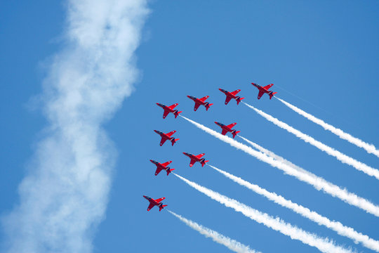 The Red Arrows formation flying