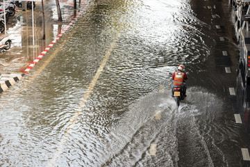 Floods cause traffic snarls on Ratchadapisek road in Bangkok, Thailand