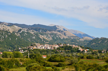 Obraz premium View of a medieval town in the mountains of southern Italy