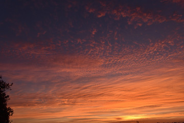 Lever de soleil dans le sud ouest en ce jour d'automne