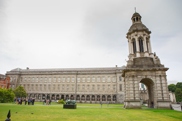 Obraz premium Courtyard Trinity College. Trinity college campus