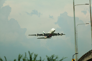 SAMUTPRAKARN, THAILAND - OCTOBER 23: emirates airline is flying out suvarnabhumi airport on the october 23, 2018 in Samutprakarn, Thailand