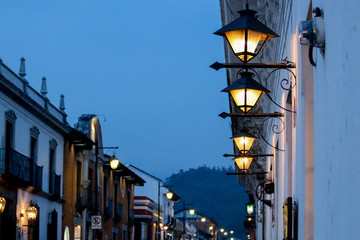 Gorgeous Guatemala - Day and night walking tour around the streets of UNESCO world heritage site Antigua - beautiful scenery, old buildings, preservation, sunrise, sunset, dusk, bright colours