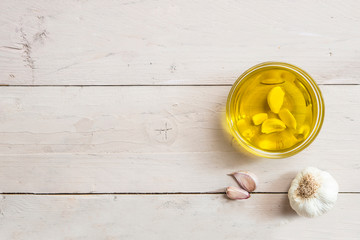 Oil of olive and garlic