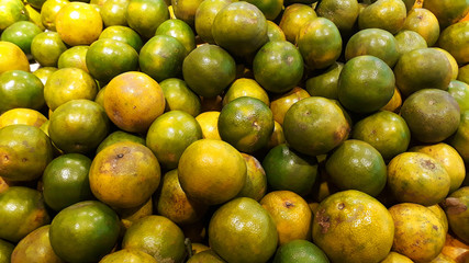 lemons in the market
