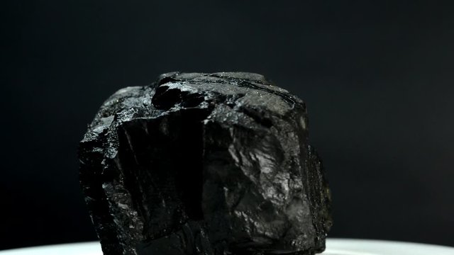 coal on a turn table