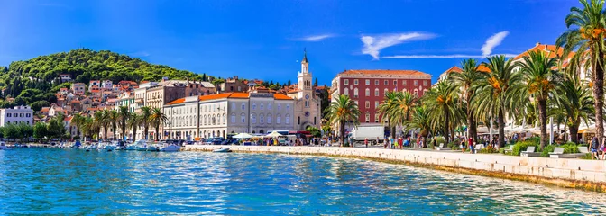 Poster Reisen und Sehenswürdigkeiten Kroatiens - wunderschöne Stadt Spilt, beliebtes Touristen- und Kreuzfahrtziel © Freesurf