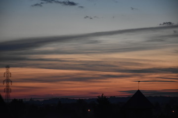 Fototapeta na wymiar spokojny wschód słońca