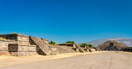 Fototapeta na wymiar View of Teotihuacan in Mexico