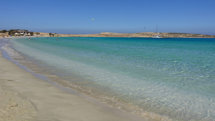 Obraz na płótnie Canvas Famous sandy turquoise beach of Pori in Koufonisi island, Small Cyclades, Greece