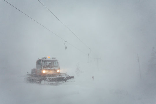 Ski ratrak on heavy snow