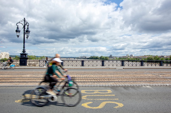 The Pont de Pierre, or stone bridge in Bordeaux, France