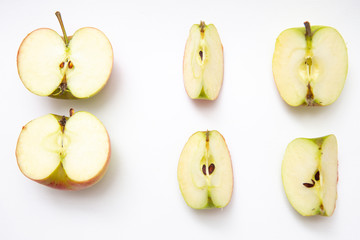  Freshly cut lemon. Sliced ​​lemon on white background.
