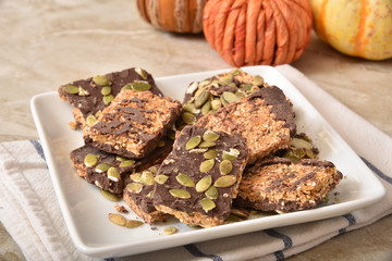 Pumpkin spice granola bark