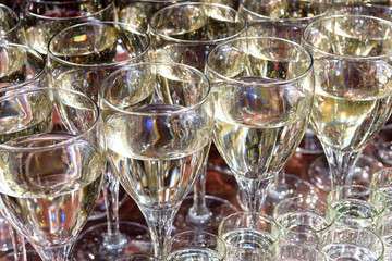 white wine glasses for party