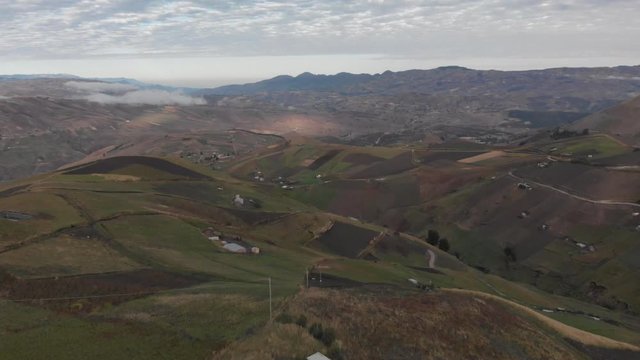 Toma a&eacute;rea de la cordillera andina de Ecuador