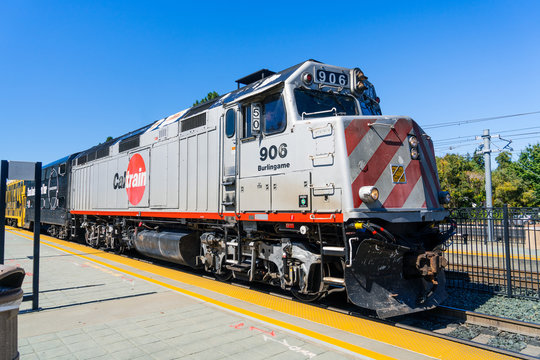 Sep 20, 2019 Mountain View / CA / USA - Caltrain diesel-electric locomotive; Caltrain is a local railway transportation service connecting San Francisco to San Jose and Gilroy, serving Silicon Valley