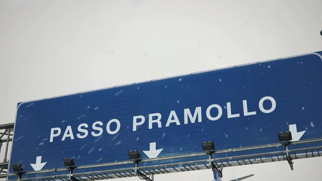 Airplane Landing Passo Pramollo in Christmas