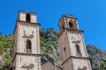 Fototapeta na wymiar Cathedral of Saint Tryphon in Kotor old town 
