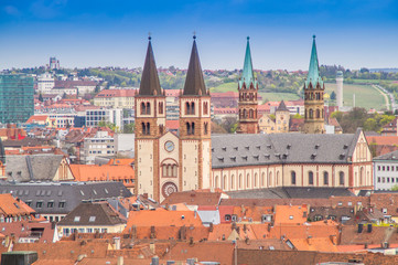 Naklejka na ściany i meble Altstadt Skyline von Würzburg in Bayern