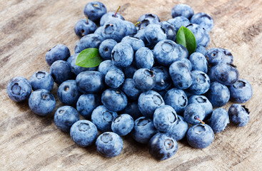 blueberries on wooden background