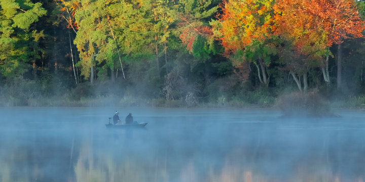 Round Pond Fising