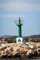 Signal, Signalanlage eines Hafen f&uuml;r Anweisungen an Schiffe 