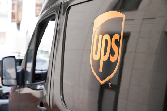 UPS sign Delivery Truck with Logo