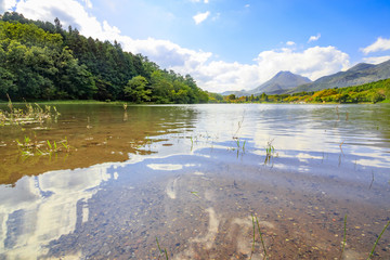 志高湖と由布岳　大分県別府市　Shidakako and Mt. Yufudake Ooitaken Beppu