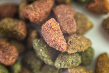 close-up dry tasty  pet food
