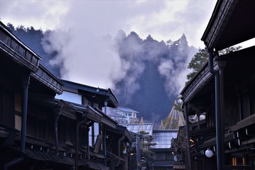 湯気の上がる街