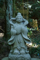 Fototapeta na wymiar 七福神の弁天様の石像です