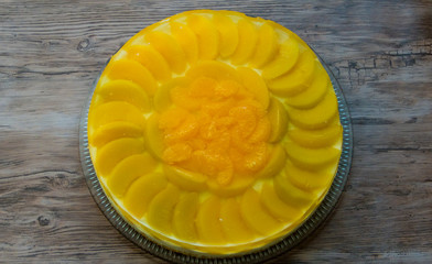 Pfirsich-, Mandarinen Torte mit Gelantine