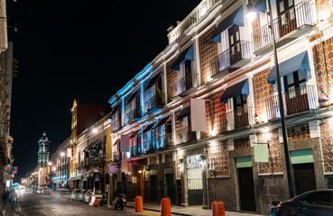 Fototapeta na wymiar Traditional buildings in Puebla, Mexico