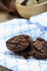 Cookie chocolate chips on blue linen