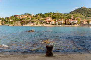 Coliure, France :  2019 Octobre 05 : Beautiful autumn day in the tourist city of Colliure in...