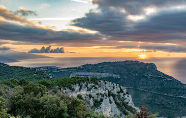 Lever de soleil sur la mer