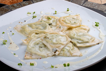 Ravioli with spinach and ricotta cheese