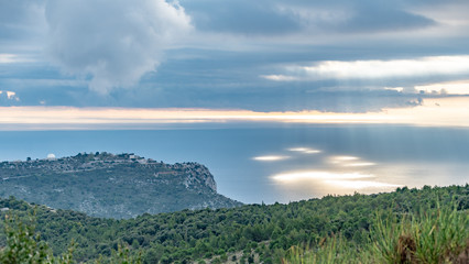 Lever de soleil sur la mer