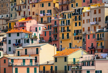 Fototapeta na wymiar Colorful houses of small village of Vernazza, Cinque Terre