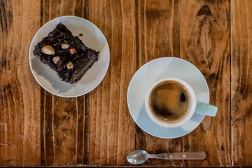 American coffee with vegan brownie