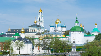 Obraz premium Sergiev Posad. Domes of the cathedrals of the Holy Trinity Sergius Lavra